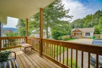 Beatiful Little Home with Mountain Views
