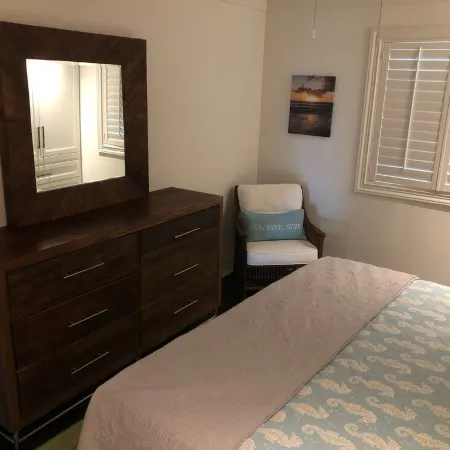 Pristine Oceanfront Surf Villa Condo in Sawgrass