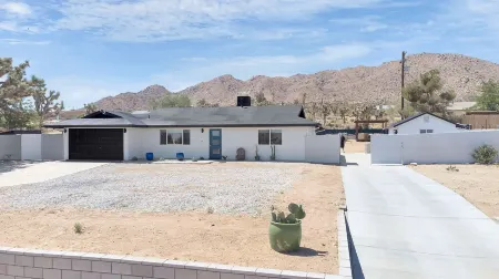 Night Sky | Office | Games | Yoga | 10 Min to Park