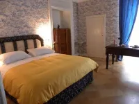 XIXth century VILLA BASSO in Gargano- holiday rental overlooking the sea