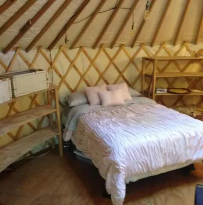 Fiddlehead Farm Yurt Hotels near St. George Serbian Orthodox Church