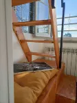 Affascinante monolocale soppalcato in un vecchio Collegio