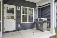 Luxury 4BR Home with Screened Porch & Fenced Yard