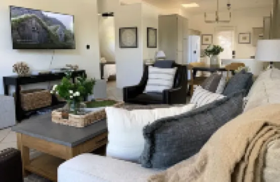 Beautiful fully renovated craftsman home in Paso Robles on historic Vine Street!