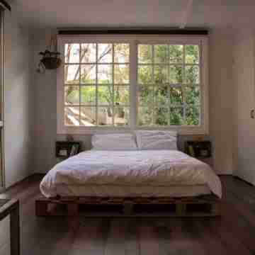 Violet's Cottage, 5 Minute Walk to the Heart of Emerald and Puffing Billy! Rooms