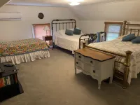 Hilltop Farmhouse with sunrise sunset porch overlooking hills and holler