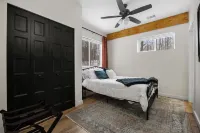 Hilltop Hideaway located moments away from Shanty Creek & Torch Lake