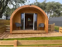 Rural Private Cabin-Scotland-Dumfries and Galloway-Cluaran Cabins-Skiddaw View Hotels in Annan