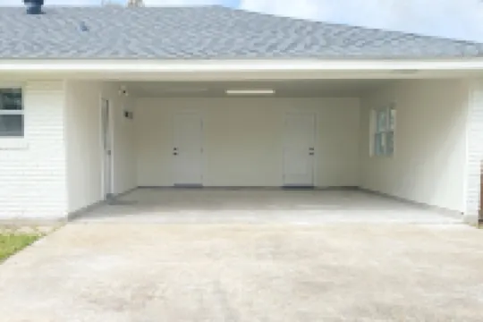 Spacious, Remodeled Home in the Heart of Hammond