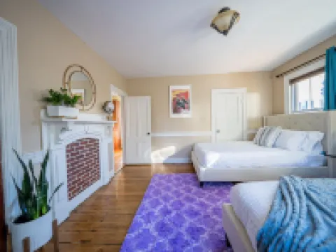 Magnificent 5BR/2BA Near Casinos 諾威奇酒店