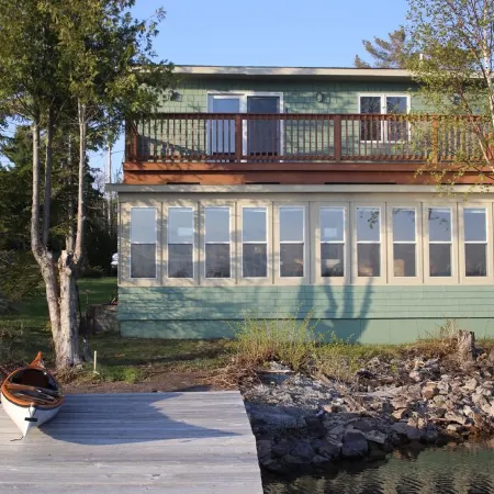 Waterfront 2 Br Cottage In Copper Harbor With Private Dock
