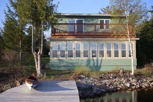 Waterfront 2 Br Cottage In Copper Harbor With Private Dock