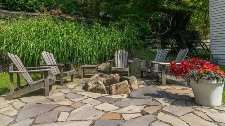 River Front Cottage with Breathtaking view of Allegheny River Отели в г. Венанго Каунти