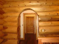 Relaxing log home on a private mountainside in Rappahannock County, Virginia