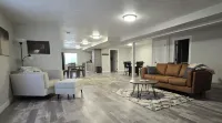 Cedar City, Basement Apartment. Five minutes from the I-15. Pet, family friendly
