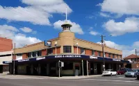 Horse and Jockey Hotel Homebush Hôtels à : Sydney Olympic Park