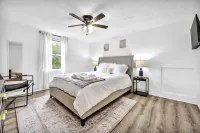 Charming 5Br Cleveland Heights Home, 7 Beds, 2.5 Baths, Family-Friendly