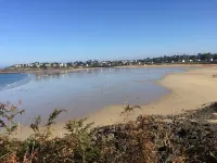 Single-storey house with private garden and terrace. ANCV, Pets allowed