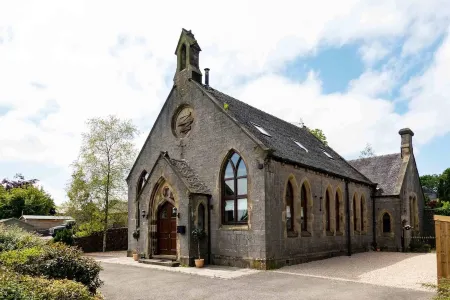 Luxurious Old Chapel Close to Countryside Walks