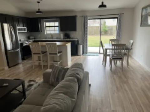 Cute House close to all the action.