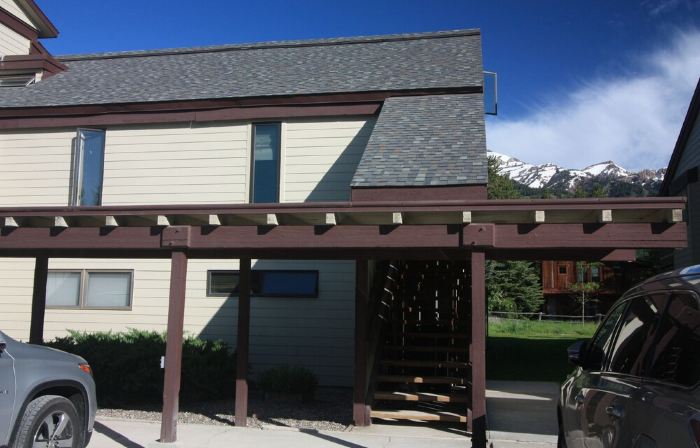 Private Top Corner Condo - 5 Mins to Grand Teton Nat'l Park- Deck, BBQ & Views!