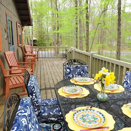 Pet Friendly Secluded 5Br Poconos Lake Retreat with Beach and Skiing