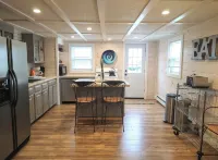 Hampton Beach ♡ Ocean Retreat - Steps From The Sand and Strip!
