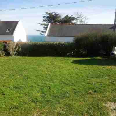 Belle Ile: Fully Renovated House Near Palace - Sea view - beach at 50m Hotel Exterior