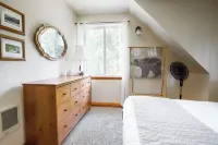 Forest Family Cabin Near Priest Lake with Fireplace, Large Yard & Dogs Allowed