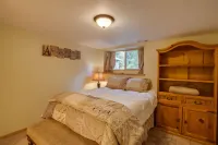 Creekside Lodging, Perfect Family Vacation, Recreation Area, Games, Pet Friendly