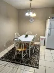 Quiet 1bed/1bath condo with free parking