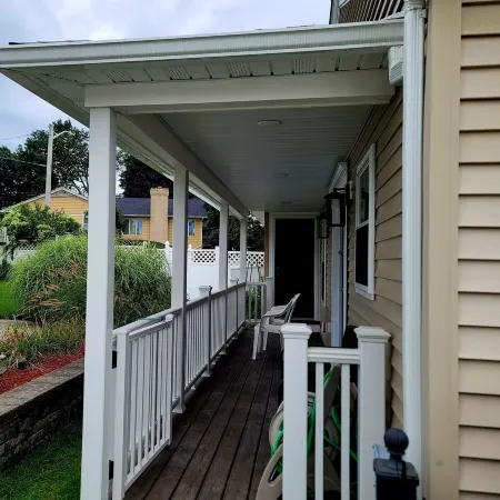 Cityline suite Three miles to PC, RIC, BROWN, JWU, &RISD Hotels in Pawtucket