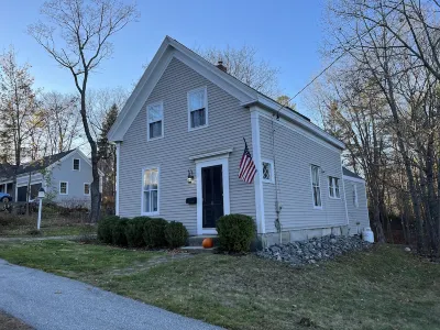 Charming 1850's home on the Royal River in Yarmouth Village Maine Hotels near Eartha Globe