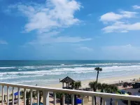 Oceanfront Condo w/ Private Balcony - Pools Open and Direct Beach Access