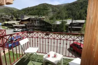 Studio 4 P -idéalement Situé Proche Centre Station