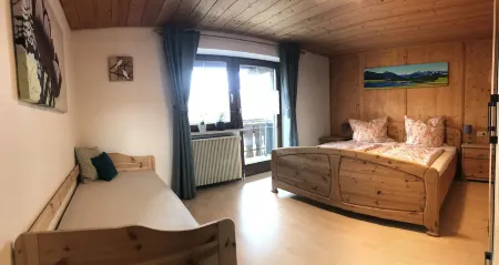 Apartment with panoramic views Отели в г. Хальблех
