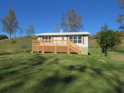 Romantic cottage, pet friendly, stunning views of Smoky mtns Pigeon River.