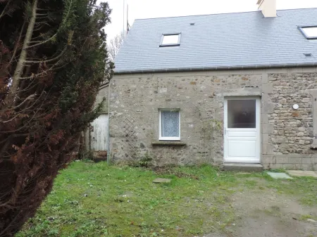 Independent studio 25m² 800 m from the sea