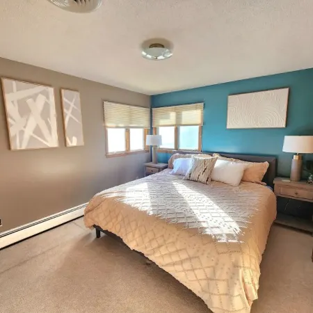 Lake Retreat, Year Round Hot Tub, Pool Table, Kayaks