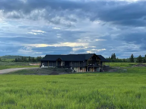Stunning view of the Tetons - Tetonia Base Camp