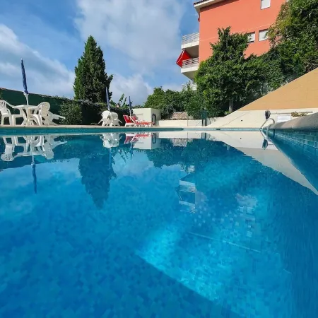 Exceptional Sea View 250m+ Terrace 25m² + Beds + Pool + Solarium