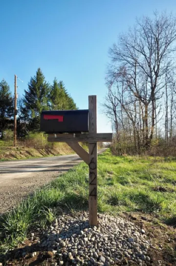 Casita: Near Wineries & Keuka Lake: 100"