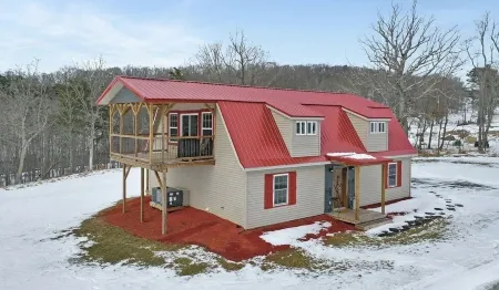 Converted barn with great views, hottub, pool table, shuffleboard & firepit.