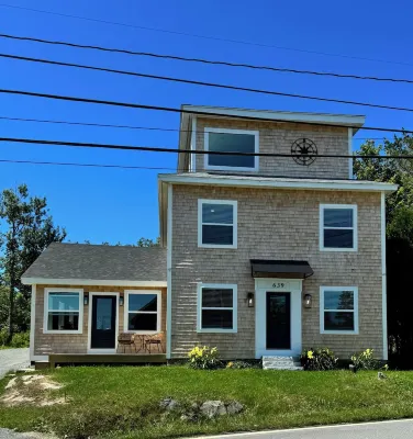 A Tranquil Coastal Retreat