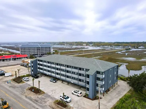 Attention Snowbirds - Special Discounts for Winter 2025! Inquire for Details