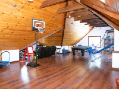 Large Luxury Family Home Near Five Colleges. The TOP short term rental in area! Hoteles en Hadley