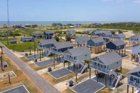 Schipps Creek - Ocean & Bay Views