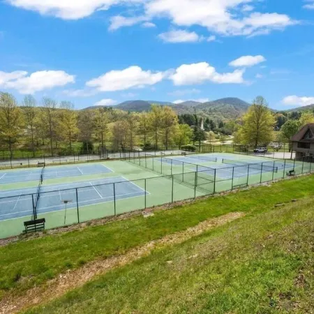 This is it! Your Peaceful and Relaxing Getaway in Sky Valley Golf Resort.