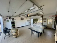 Saratoga Lake w/Dock, HotTub, GameRoom &FirePit