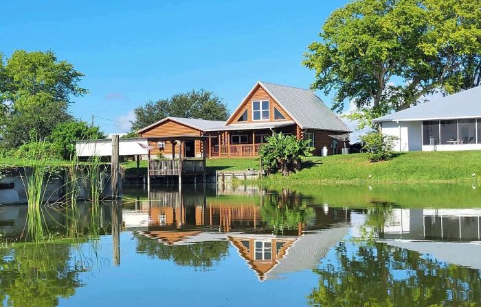 Cabin with Boat Dock
